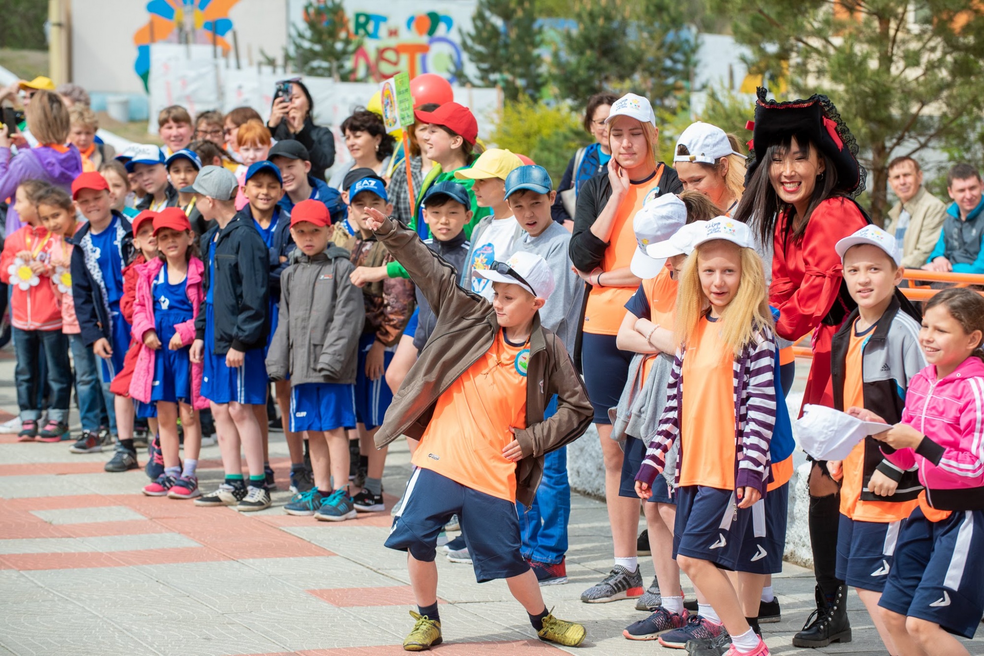 Фото В Бурятии более 230 тысяч детей получат дополнительные 10 тысяч рублей