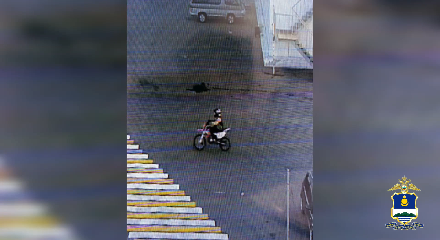 Фото В Улан-Удэ мотоциклист сбил 6-летнюю девочку и скрылся (ВИДЕО)