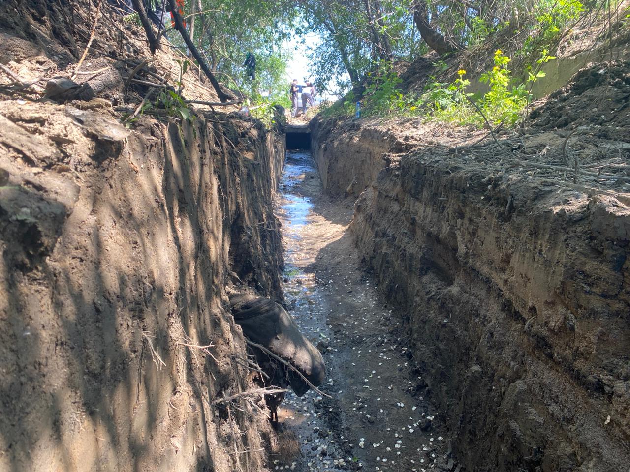 Фото В Улан-Удэ приводят в порядок ливневые канализации