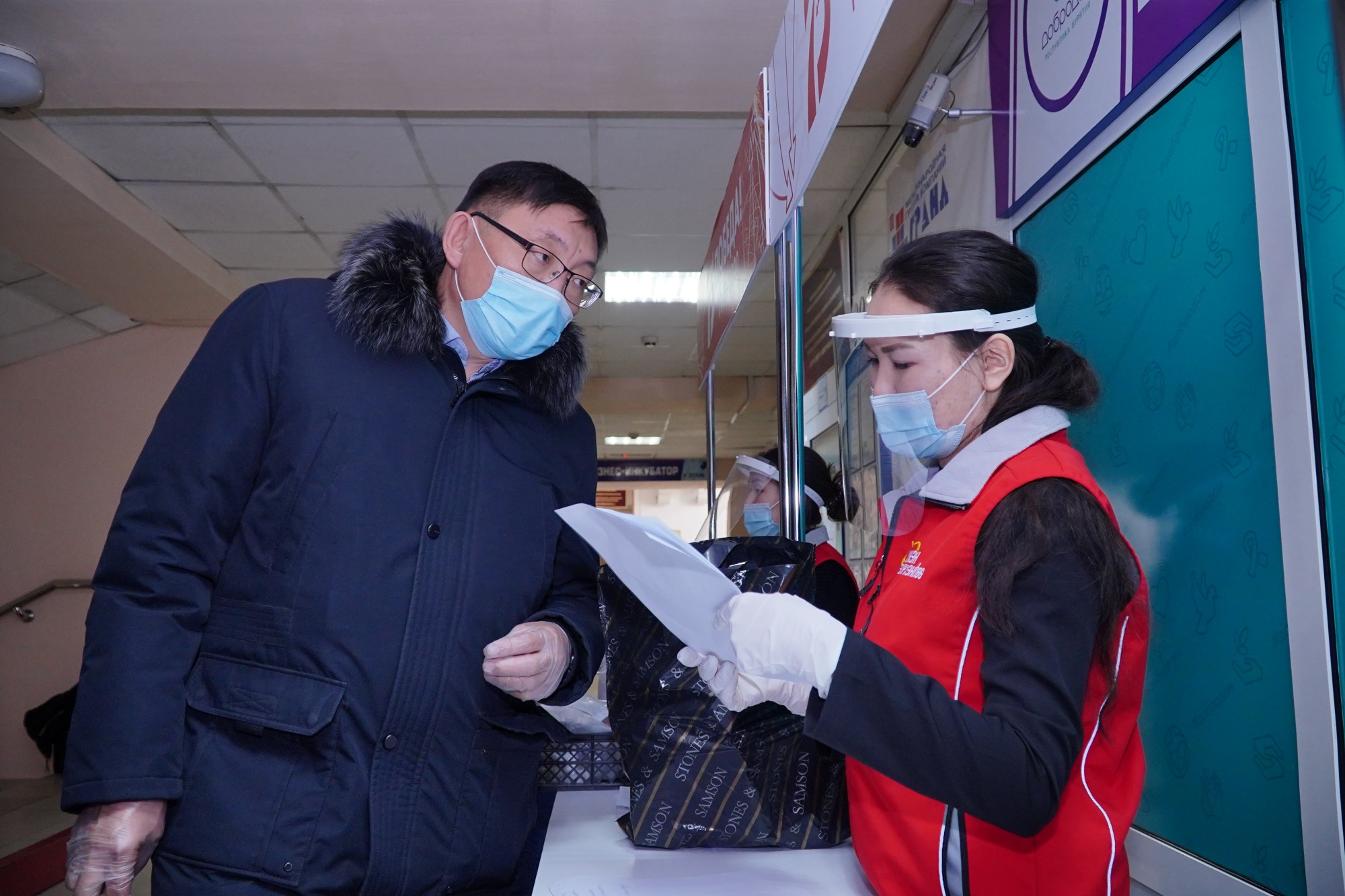 Фото Депутаты горсовета Улан-Удэ стали волонтёрами
