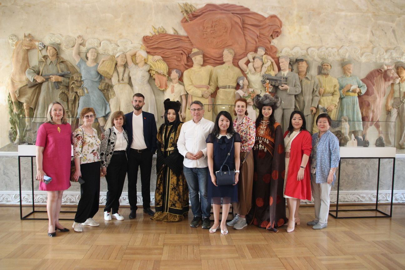 Фото Рок-мюзикл «Бальжан Хатан» и Бурятия потрясли музееведов России