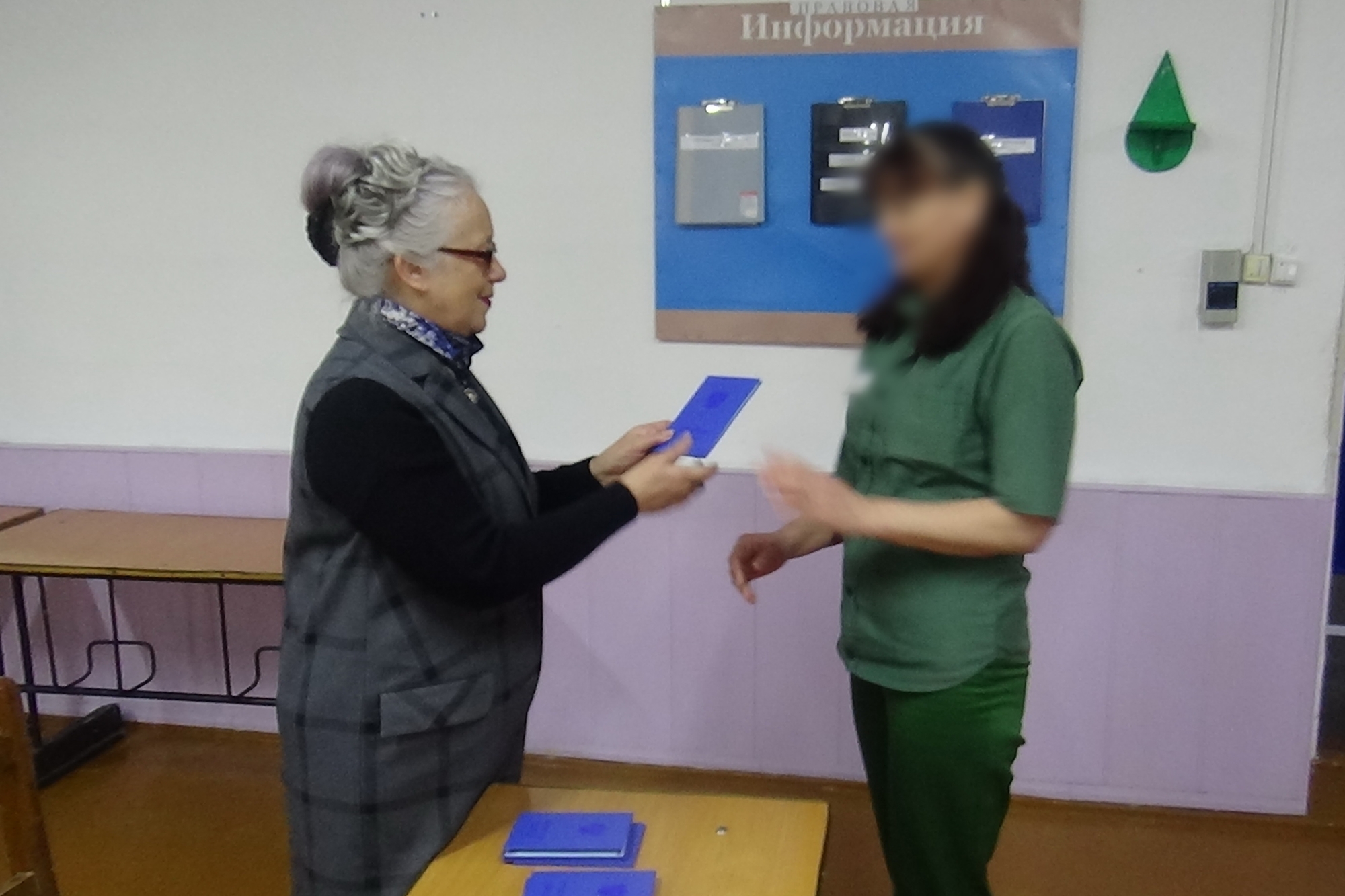 Фото Осужденные в Бурятии получили аттестаты о среднем общем образовании