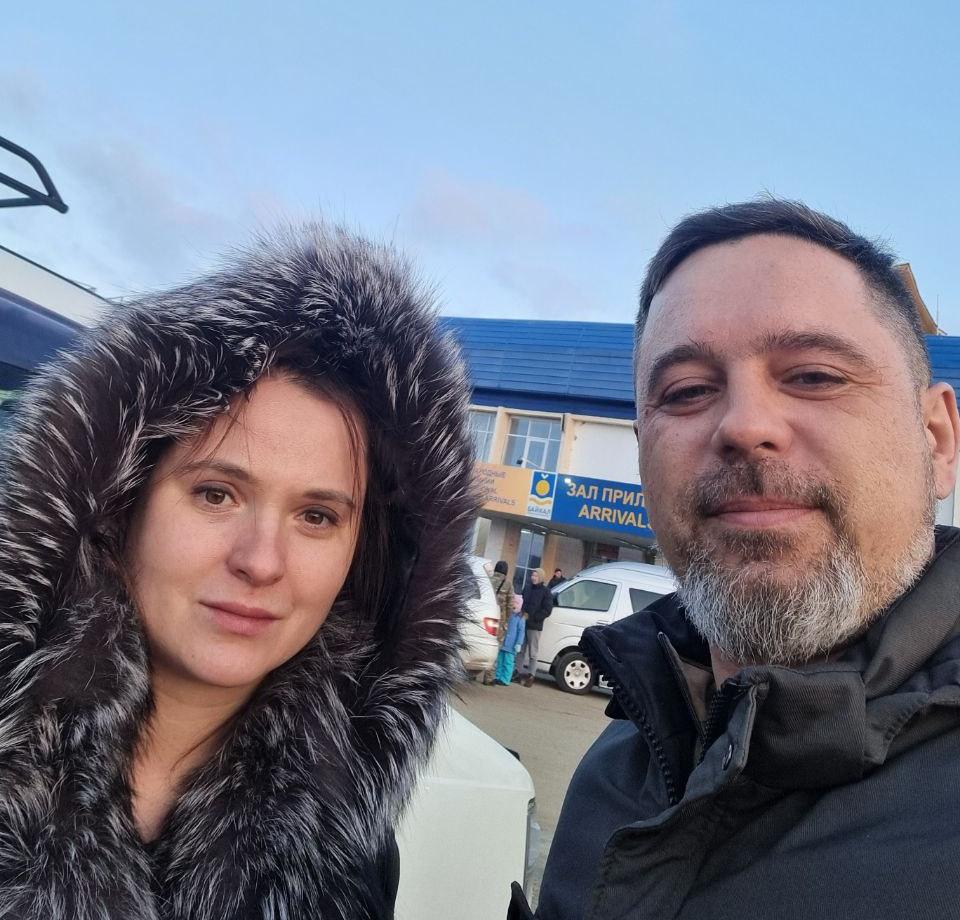 Фото В Бурятии встретили военкора и поэта Анну Долгареву