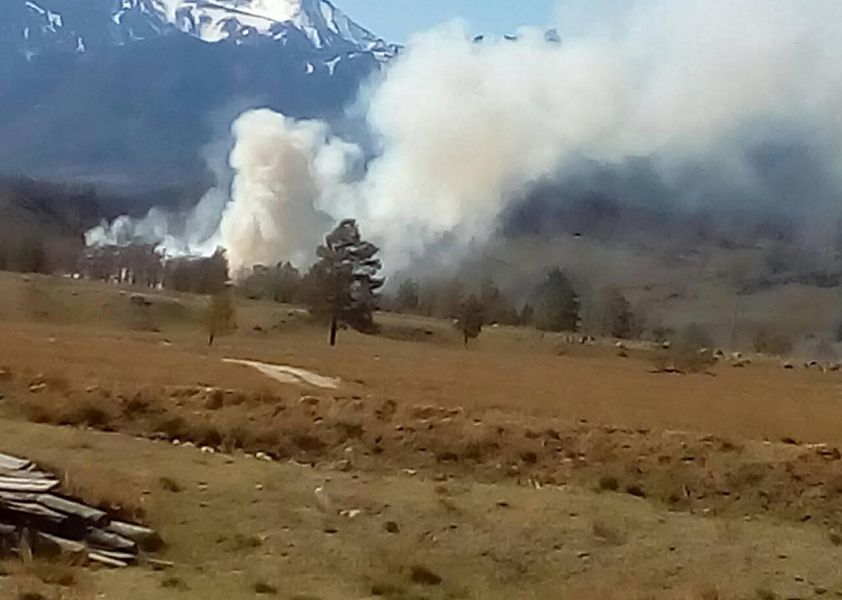 Фото СМИ: В Бурятии после проведения молебна загорелся лес