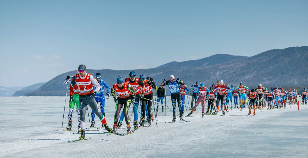 Фото В Бурятии ждут приезда Александра Большунова на «Байкальский лыжный марафон» 