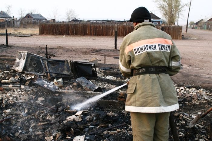 Фото В Бурятии в пожарах сгорели пять домов