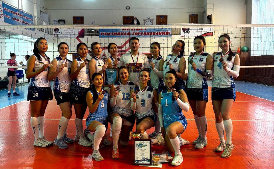 Фото Бурятские волейболисты блестяще выступили на Кубке Студенческой лиги России
