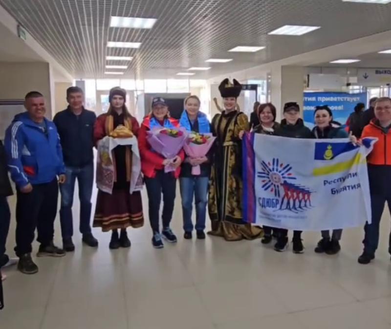 Фото В Бурятии встретили именитых участниц Байкальского лыжного марафона