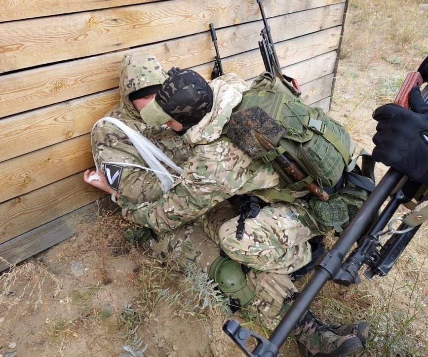Фото Медики Бурятии обучают основам тактической медицины мобилизованных военнослужащих (ФОТО)
