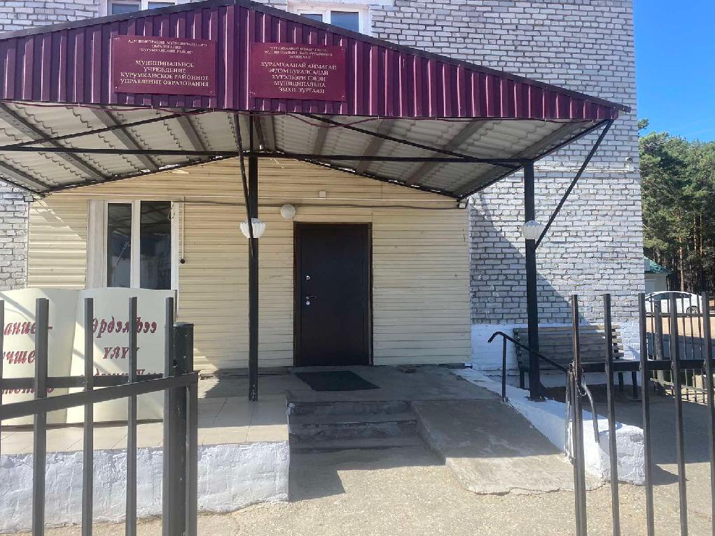 Фото В Бурятии начальник получил предупреждение из-за неправильного пандуса