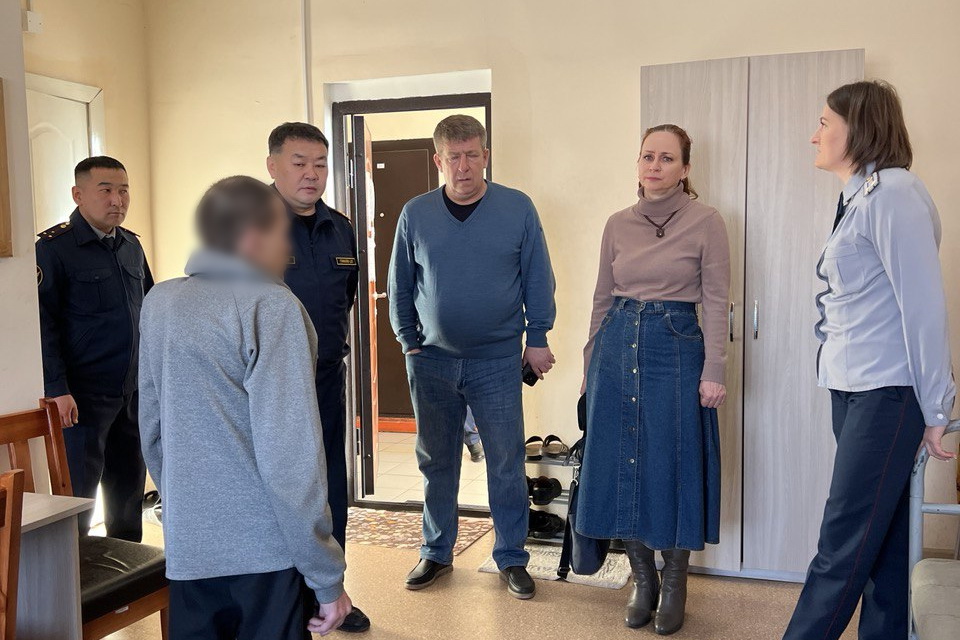 Фото В Бурятии общественники посетили исправительный центр при колонии