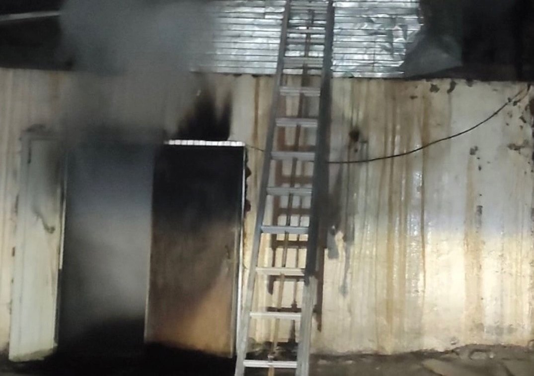 Фото В спортивной школе в Бурятии произошел пожар в котельной