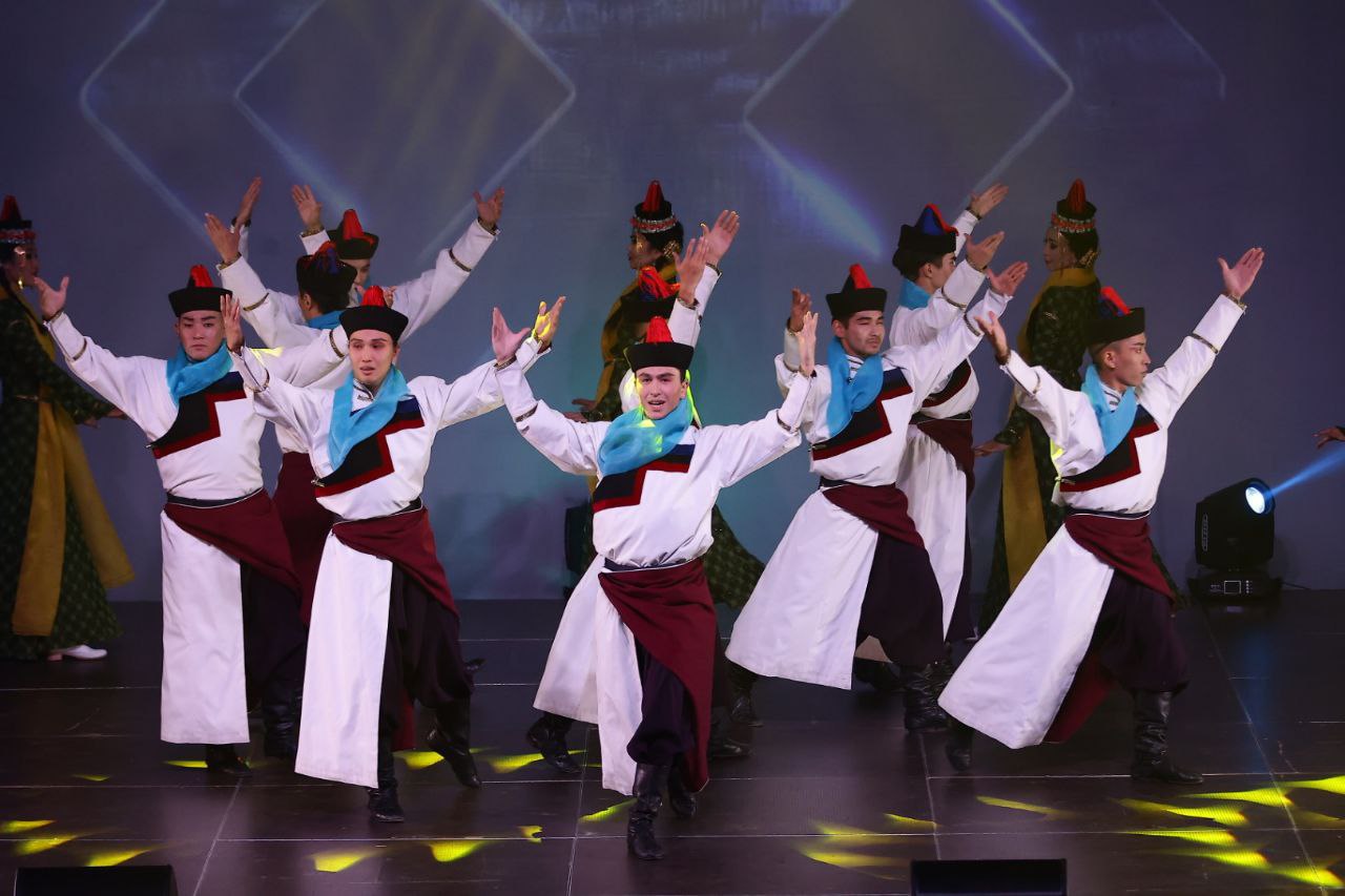 Фото Более 1,6 млн рублей собрано в Улан-Удэ во время концерта «Нэгэдэе. Мы вместе»