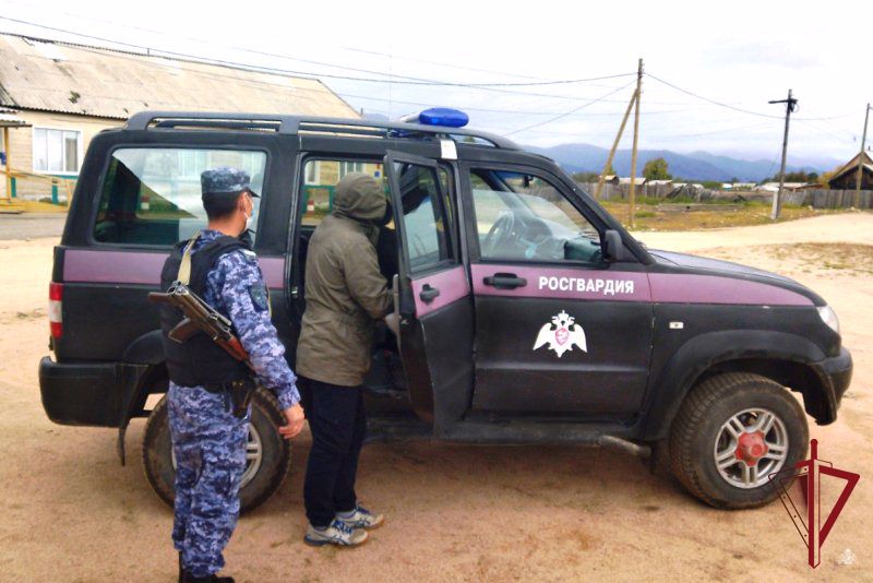 Фото Росгвардейцами Бурятии задержан гражданин, находящийся в федеральном розыске