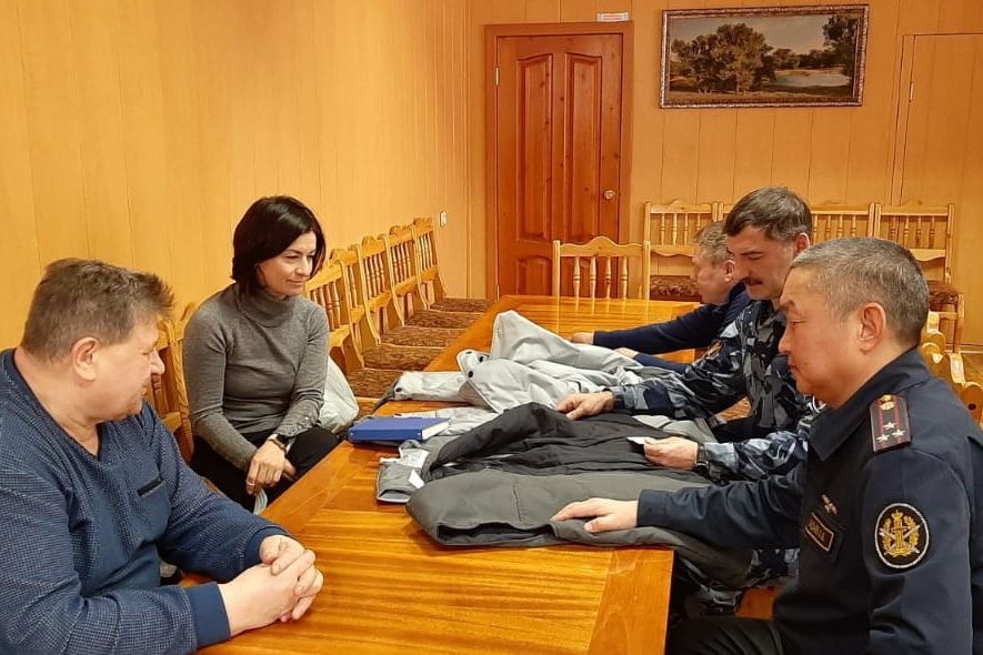 Фото В Бурятии осужденные будут шить одежду для нефтяников