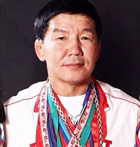 Фото Скончался известный бурятский борец и тренер Сергей Замбалов