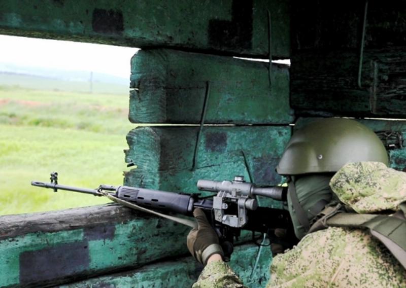 Фото Военнослужащие ВВО в Бурятии совершенствуют навыки снайпера