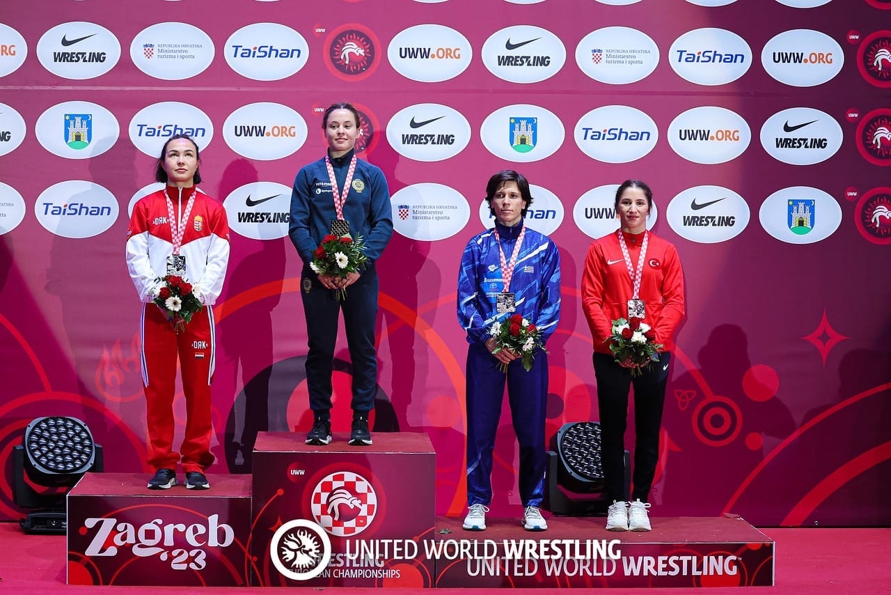 Фото Спортсменка из Бурятии стала серебряным призёром Чемпионата Европы по вольной борьбе