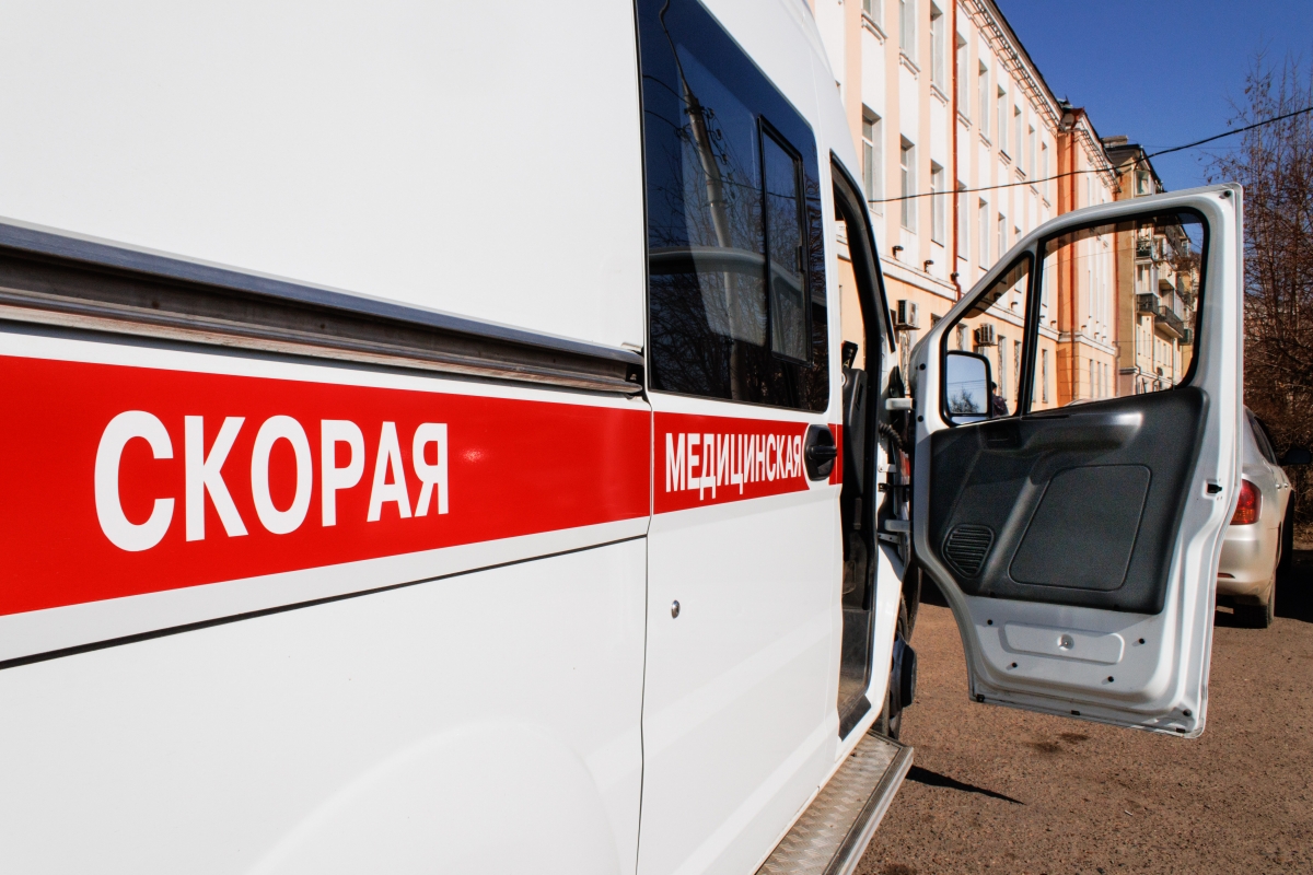 Фото В Улан-Удэ сотрудник медорганизации продал свою машину после разговора с мошенниками