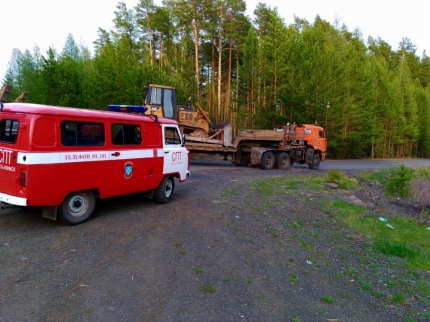 Фото В Иркутской области потушили лесной пожар, угрожавший дому престарелых и детскому лагерю