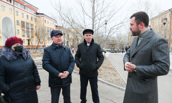 Фото В Улан-Удэ депутат горсовета призвал голосовать за реконструкцию бульвара «Сиреневый» (ФОТО)