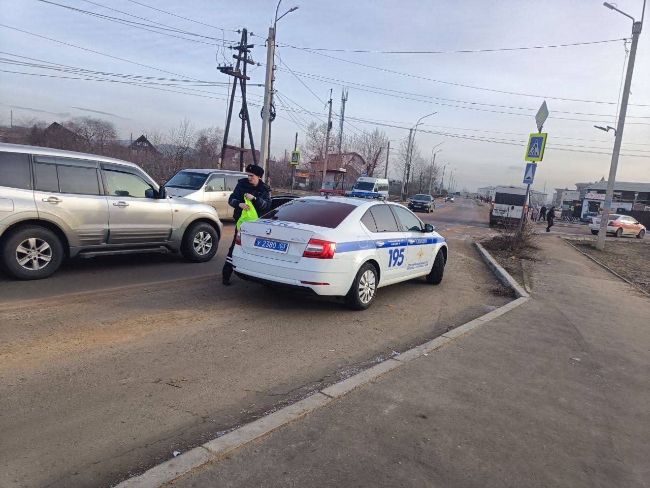 В Улан-Удэ бесправный водитель сбил мальчика на остановке | 09.03.2023 |  Новости Улан-Удэ - БезФормата