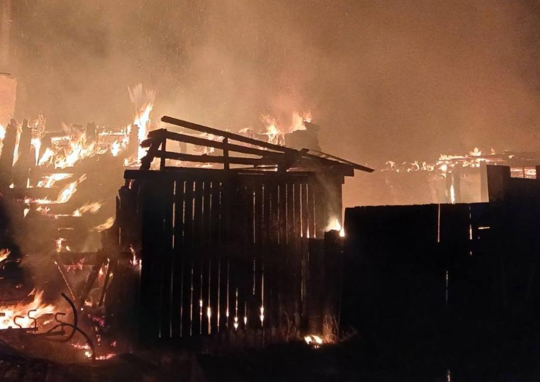 Фото В Кабанском районе Бурятии на пожаре погибла женщина
