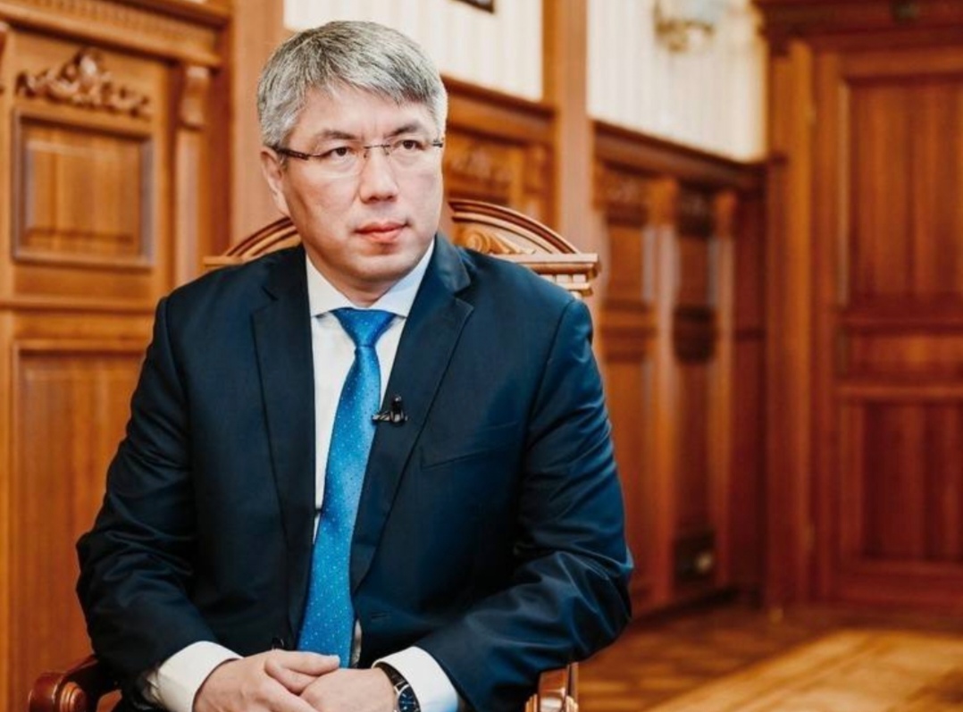 Фото Глава Бурятии Алексей Цыденов обсудил с общественностью ключевые аспекты социально-экономического развития региона