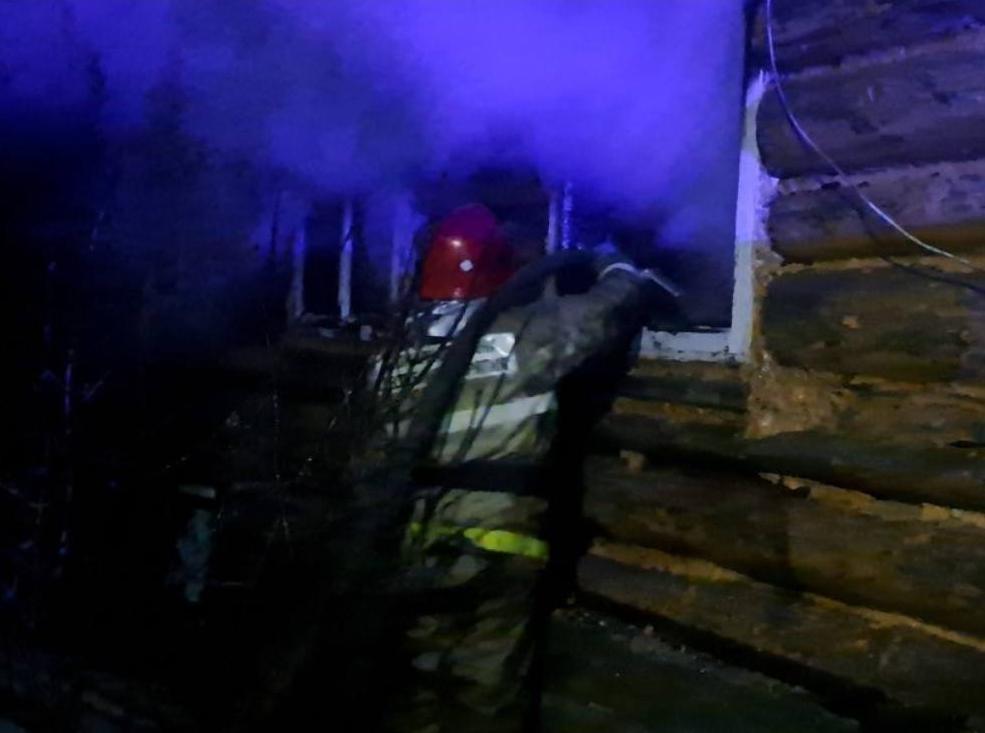 Фото В Прибайкальском районе Бурятии при пожаре погибла пожилая женщина