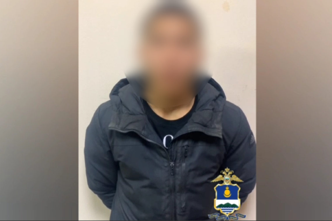 Фото В Улан-Удэ 19-летний студент украл телефоны в компьютерных клубах
