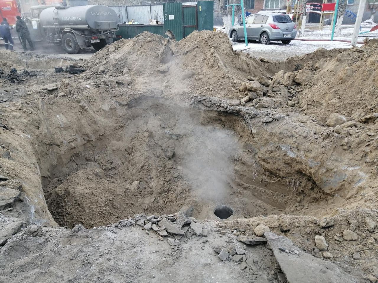 Фото Во время ремонта трубы в Улан-Удэ без воды осталось несколько домов
