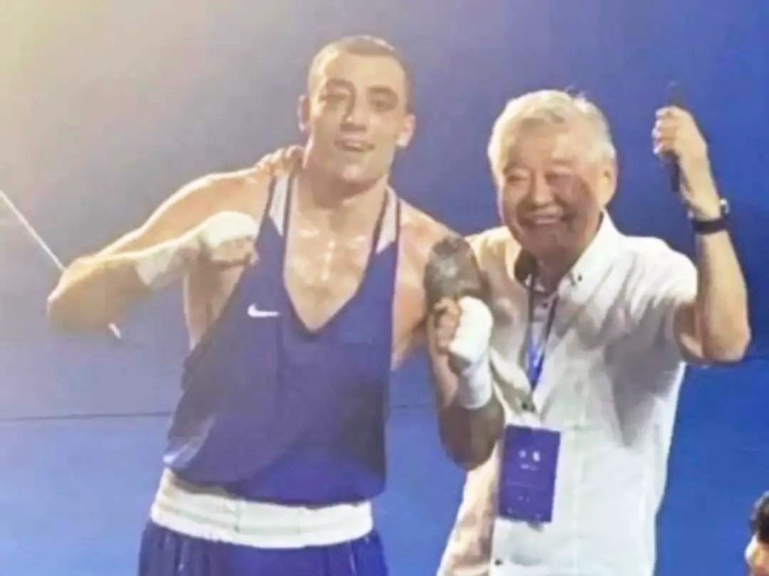 Фото Бурятского боксера пытались засудить в бою с американцем за путевку на Олимпиаду