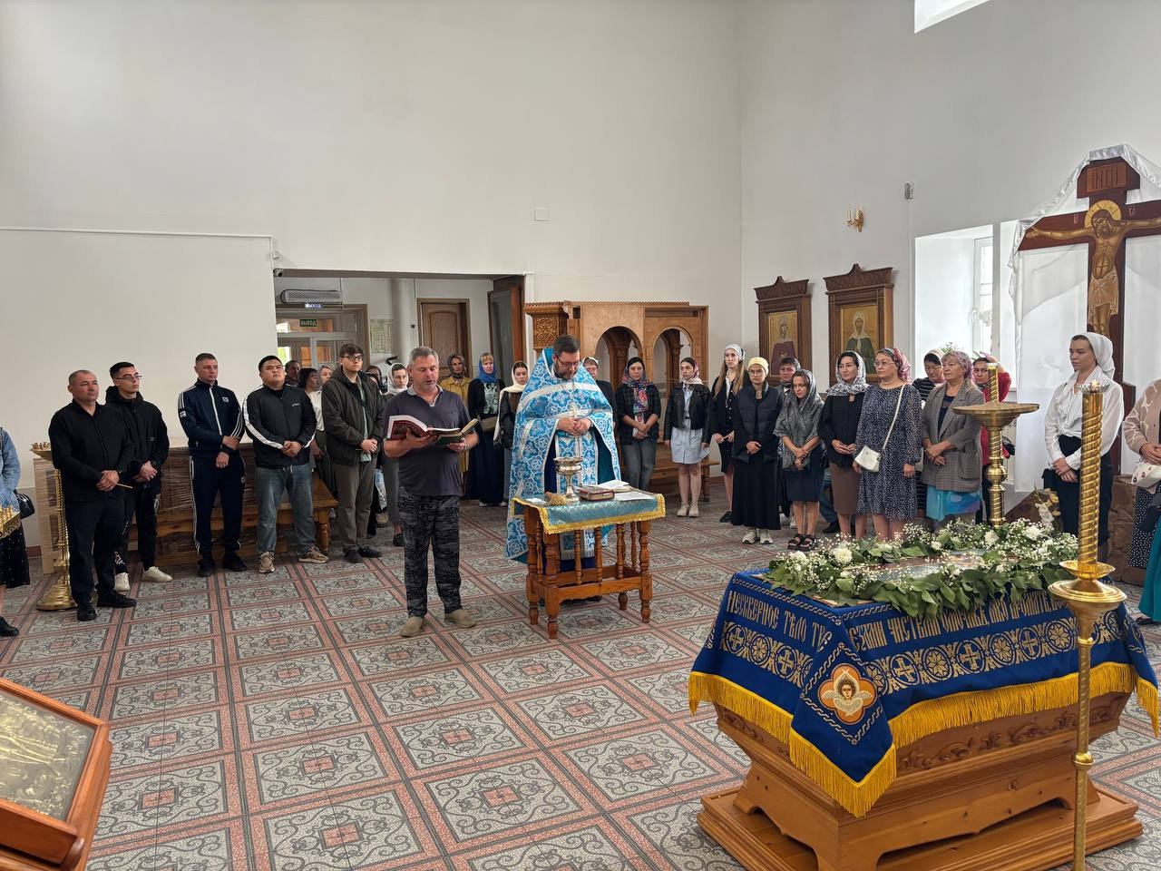 Фото Сотрудники уголовно-исполнительной системы Бурятии приняли участие в молебне