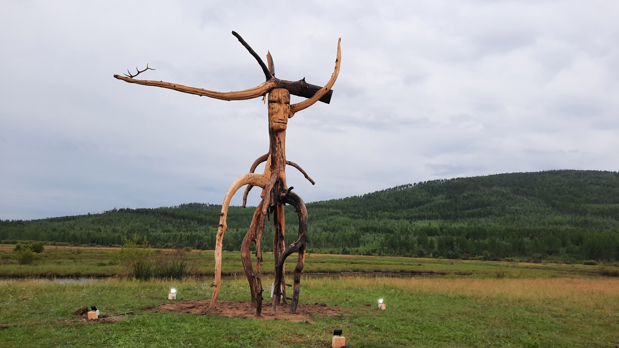 Достойный пример. В Забайкальском крае открылся арт- парк «Тужи» Даши Намдакова