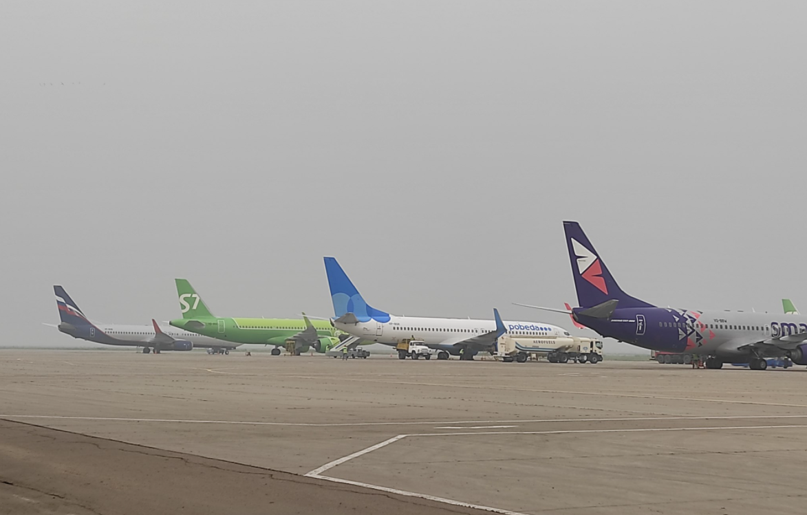 Фото «Зеленый день». Аэропорт Улан-Удэ принимает самолеты вместо Иркутска