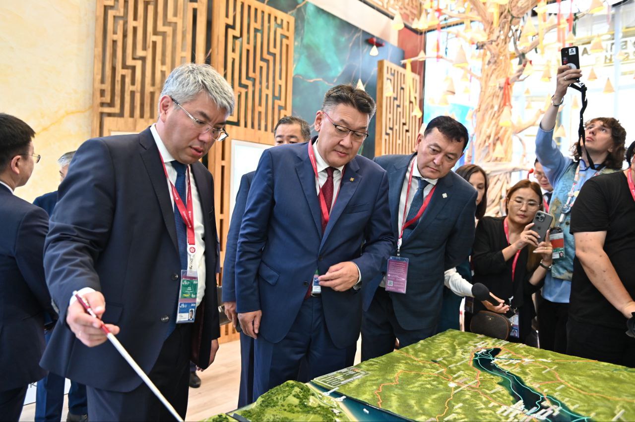 Фото Более 10 трлн рублей инвестиций: как ВЭФ стал инструментом развития Дальнего Востока	