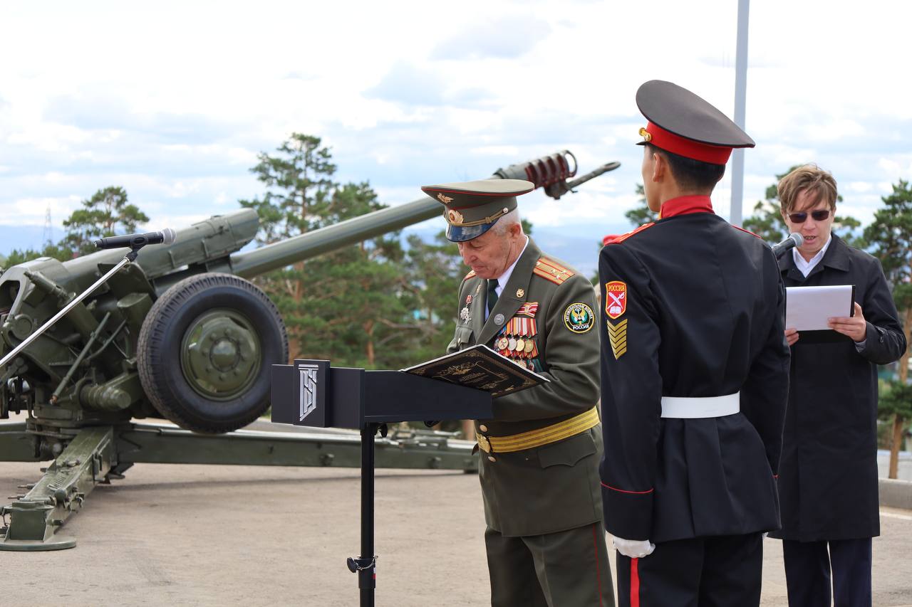 Фото Полуденный выстрел прозвучал в честь героев в Бурятии 