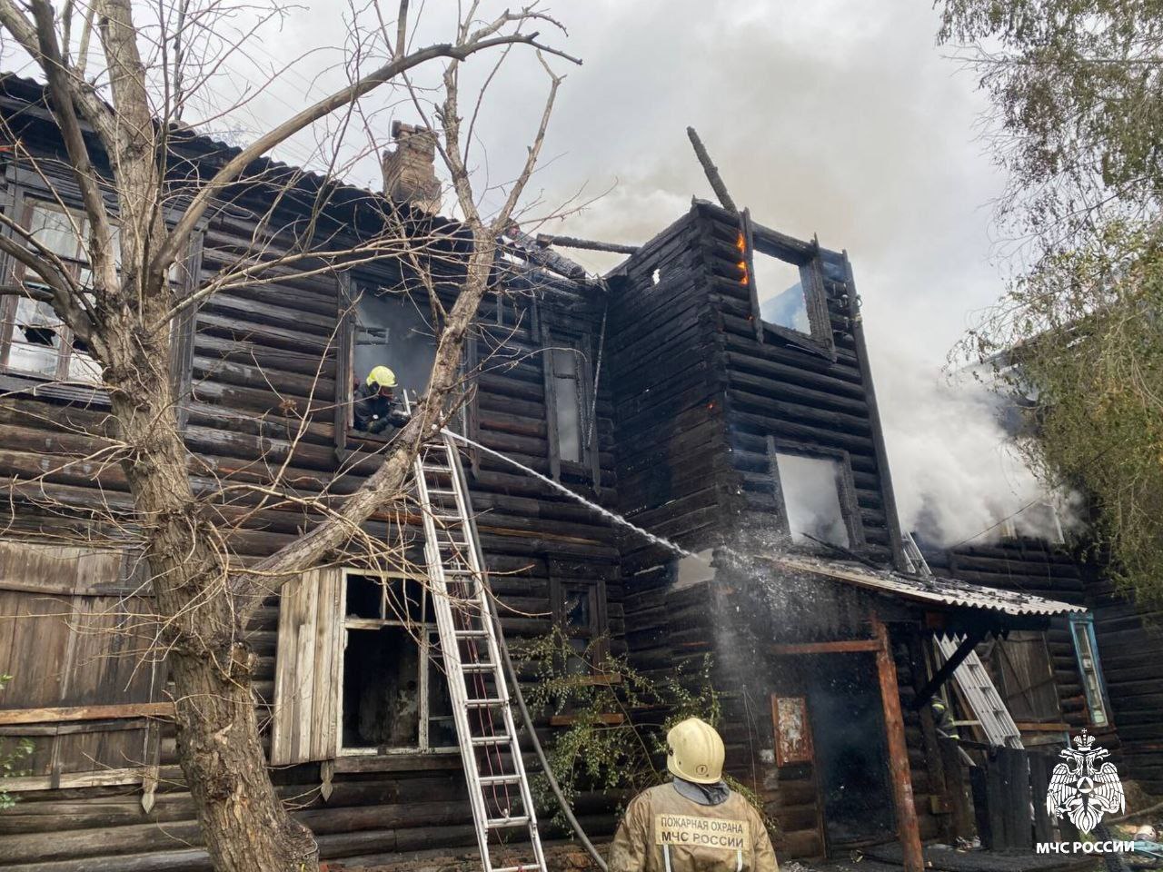 Фото В центре Улан-Удэ из-за поджога пострадали два человека