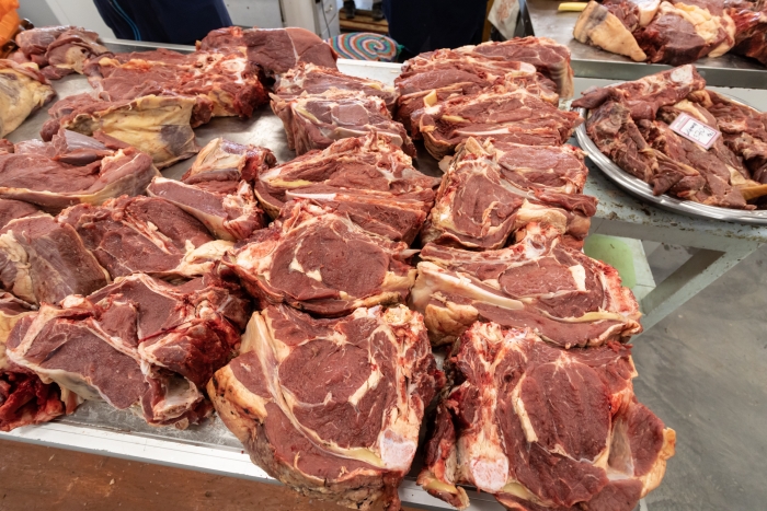 Фото Купленное с рук мясо в Улан-Удэ показало плохое качество