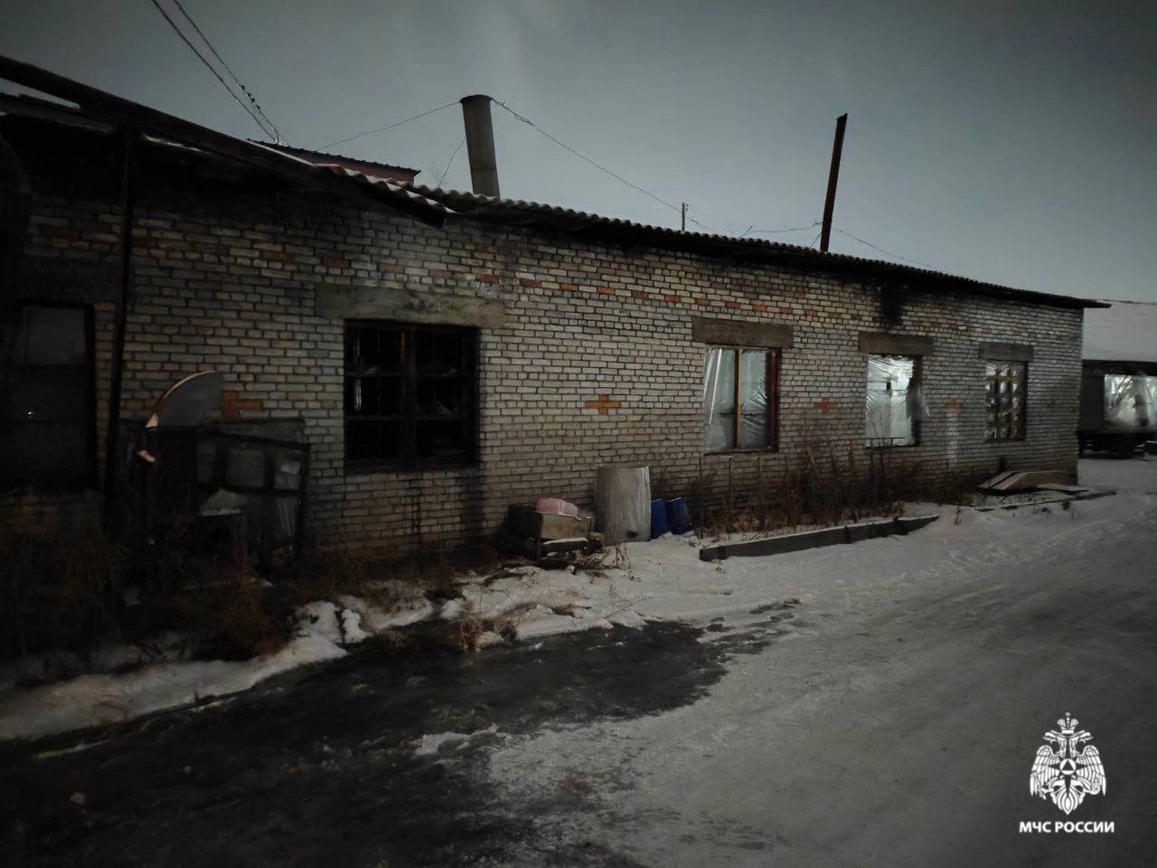 Фото В Улан-Удэ на пожаре пострадал мужчина