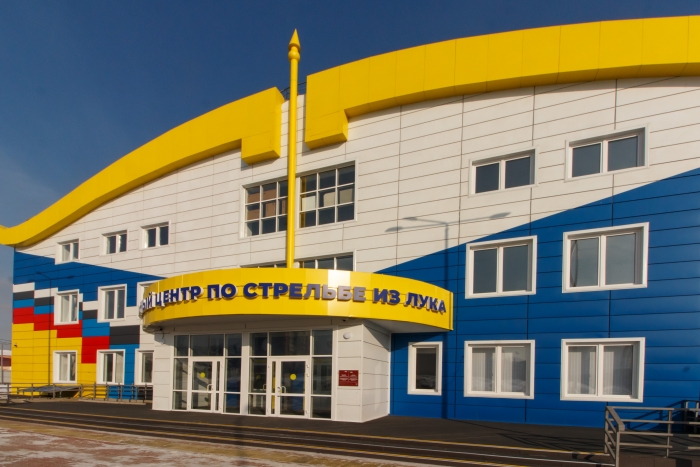 Фото Жители Улан-Удэ возмутились проведением панихид на спортивном объекте