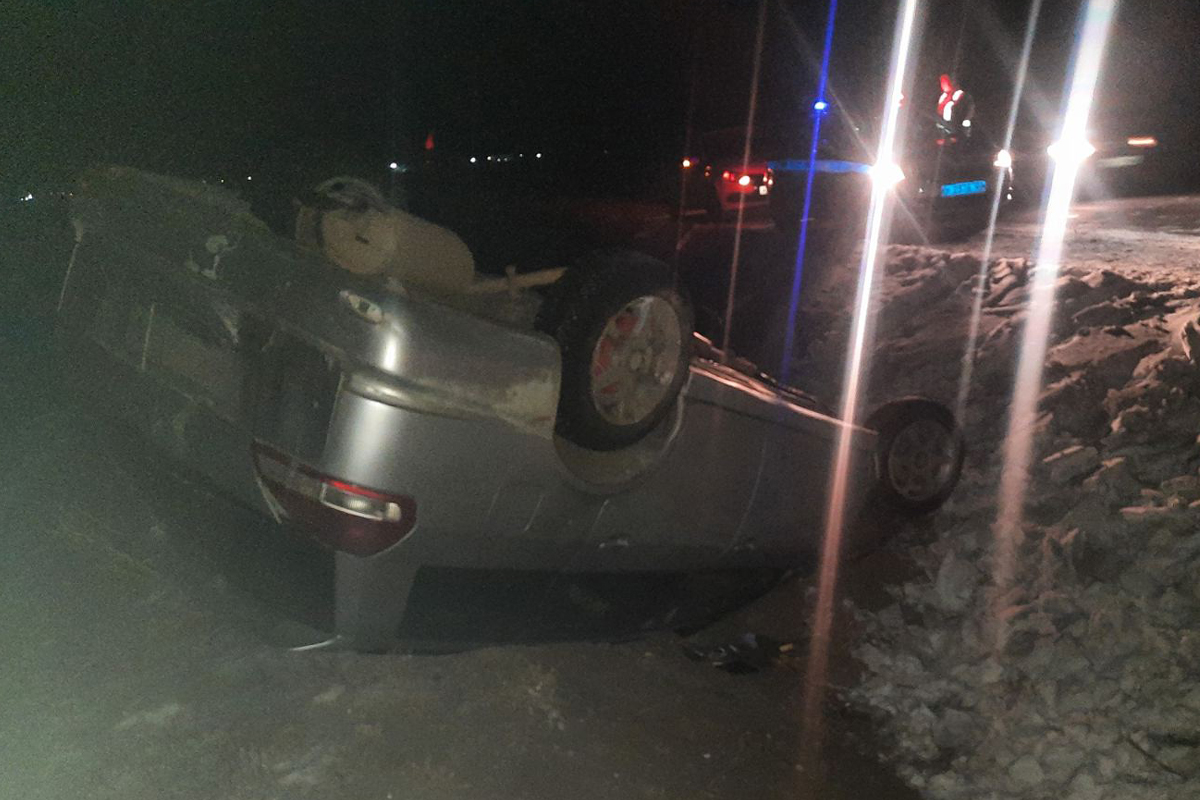 Фото В Бурятии пьяный водитель «Ниссана» сломал шею в ДТП