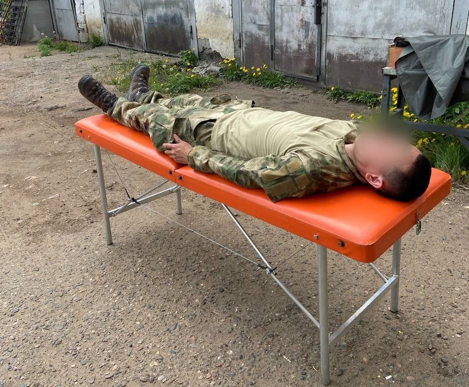 Фото Военнослужащий из Бурятии рассказал о пользе бьюти-кушетки на СВО (ВИДЕО)
