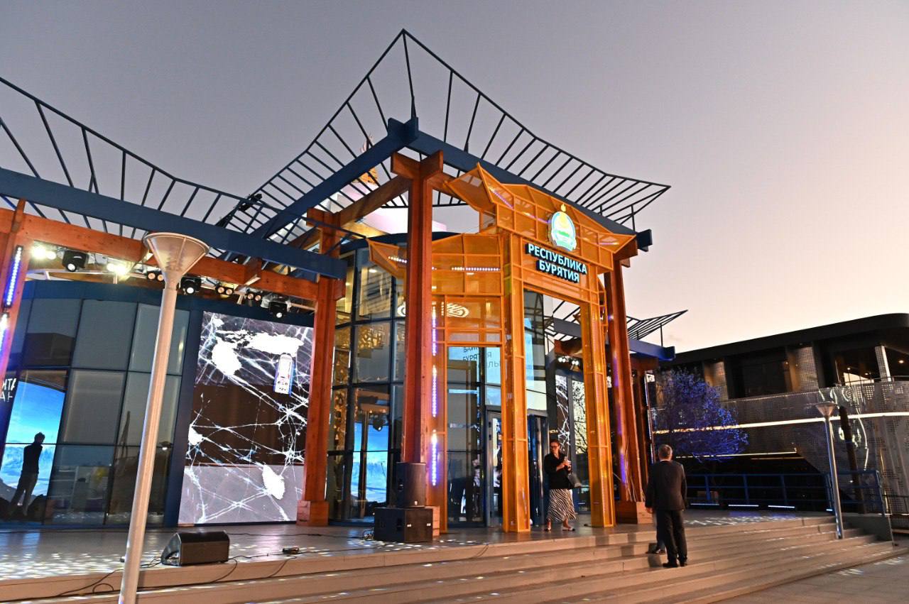 Фото Бурятия на ВЭФ заключила соглашения более чем на 250 млрд рублей