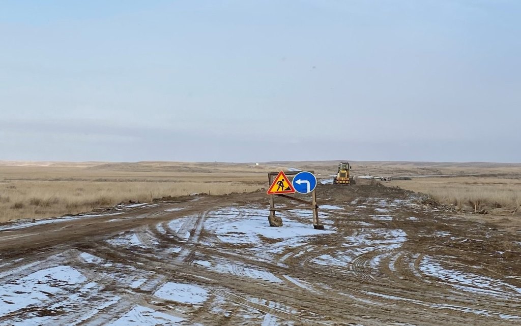 Фото В Бурятии отремонтируют шесть километров дороги в степи Баргузинской долины
