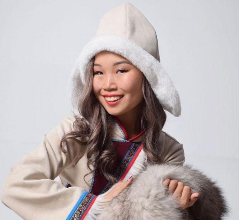 Фото Выпускница Бурятского колледжа искусств стала I вице-мисс «Азия Сибирь-2022»