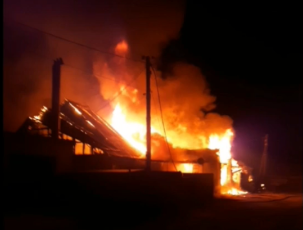 Фото Ночной пожар в Бурятии уничтожил имущество на 10 миллионов