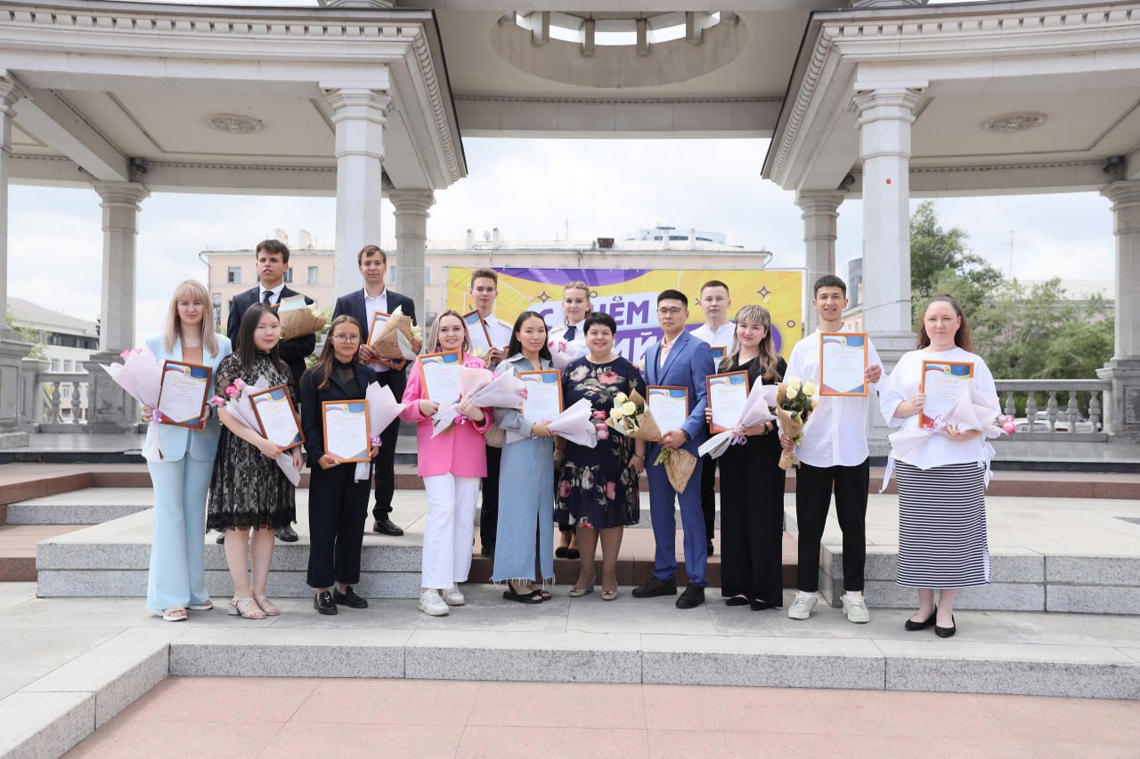 Фото Молодежь Улан-Удэ приглашают к участию в конкурсе на премию мэра «Молодые таланты»