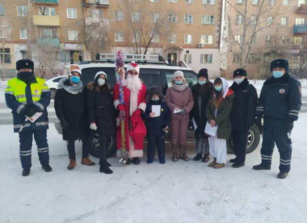 Фото В Бурятии появился полицейский Дед Мороз (ФОТО)