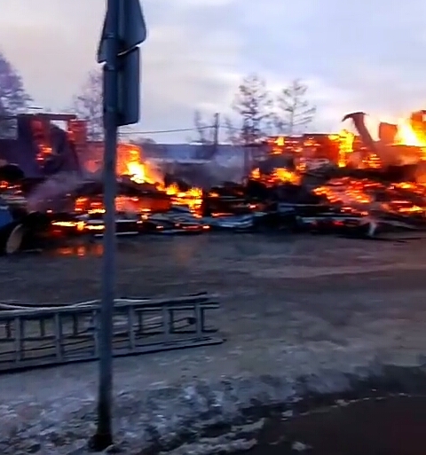 Фото В Баунтовском районе сгорело несколько учреждений